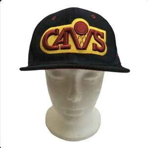 NWT New Era 9Fifty Snapback Cleveland Cavaliers Hardwood Classics Hat Black/ Red